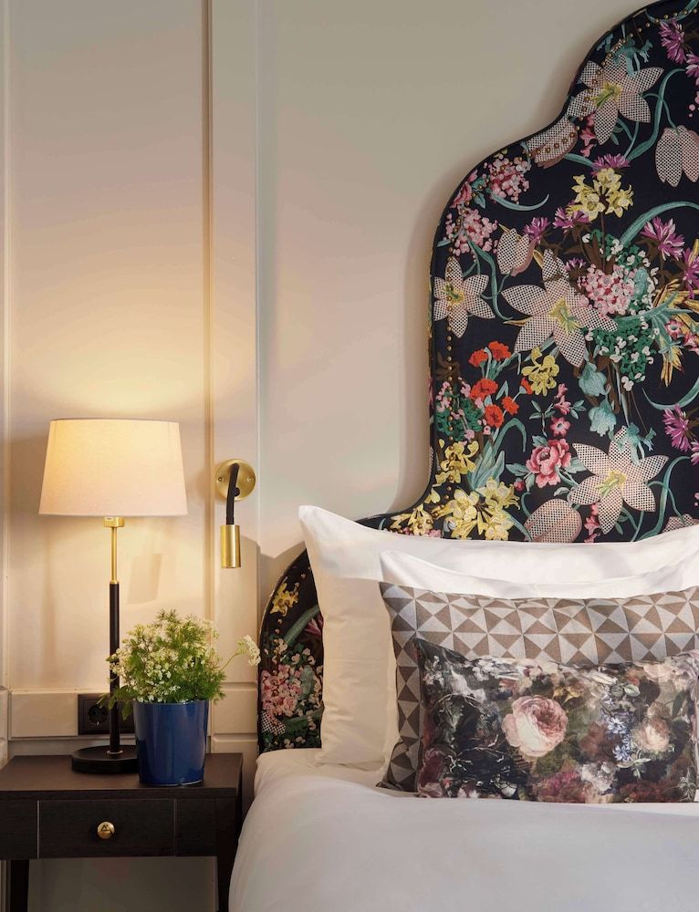 Suite, Sea View, Corner