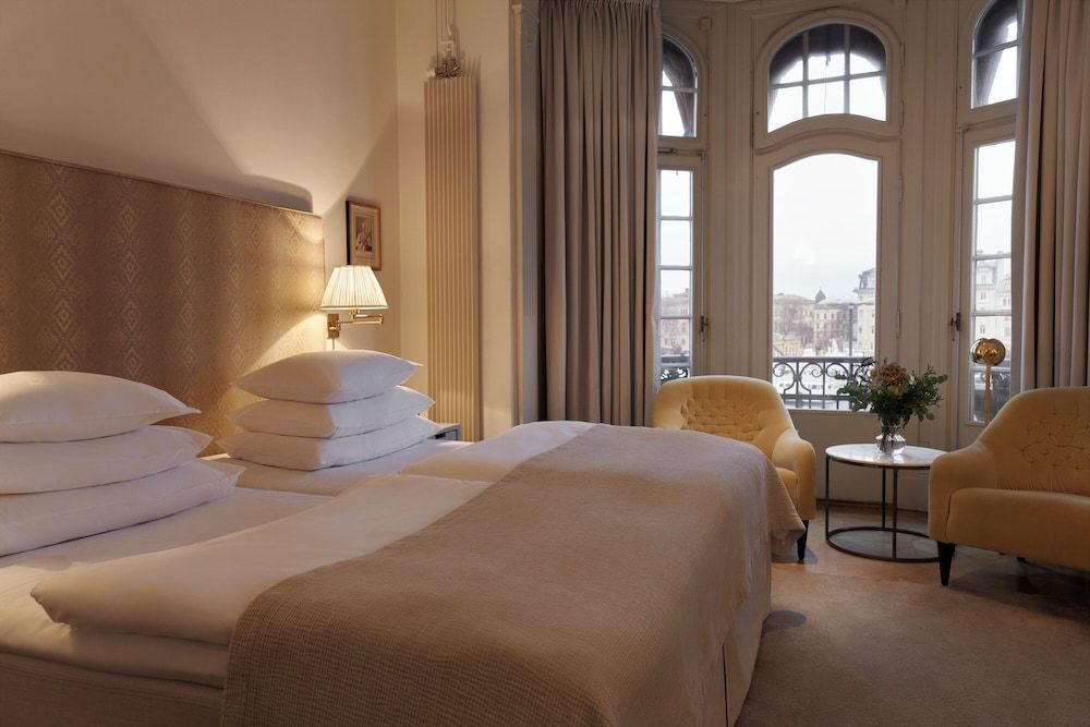 Deluxe Sea View Room