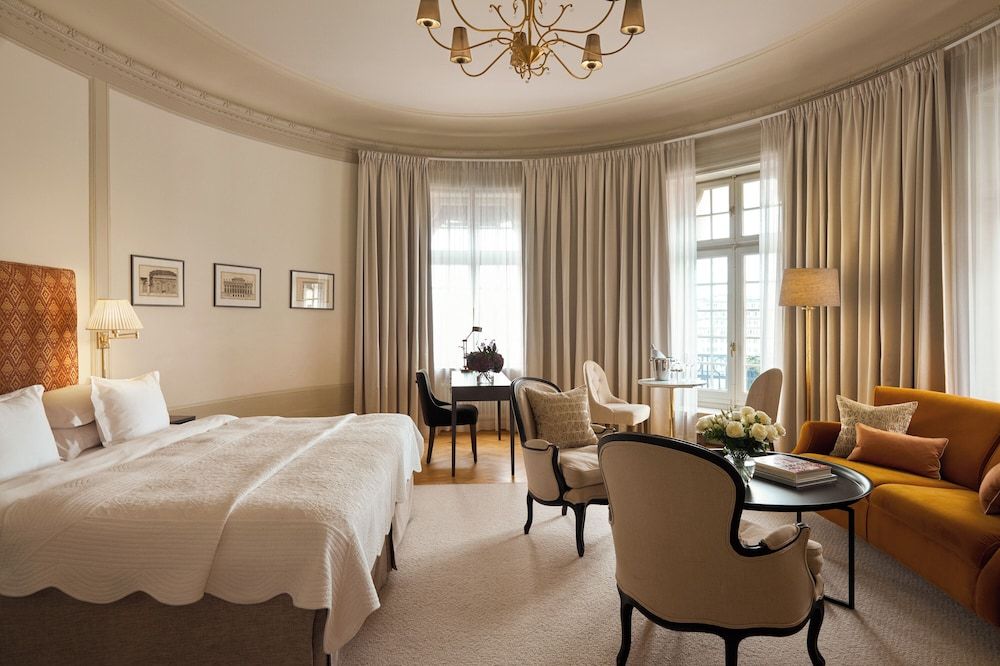 undefined Hotel Diplomat 7