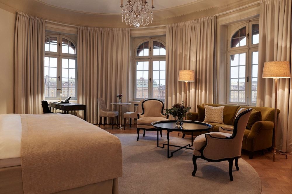 undefined Hotel Diplomat 8