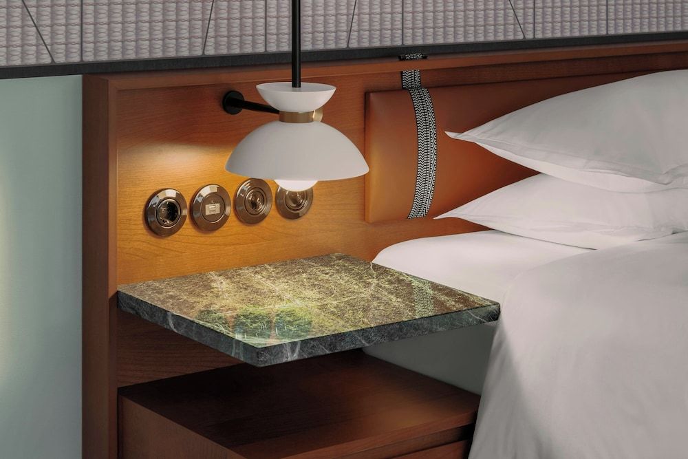 Sheraton Stockholm Hotel Classic Room, 1 King Bed