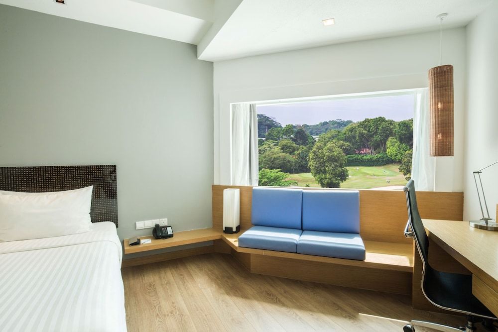 Village Hotel Changi by Far East Hospitality Deluxe Room 7