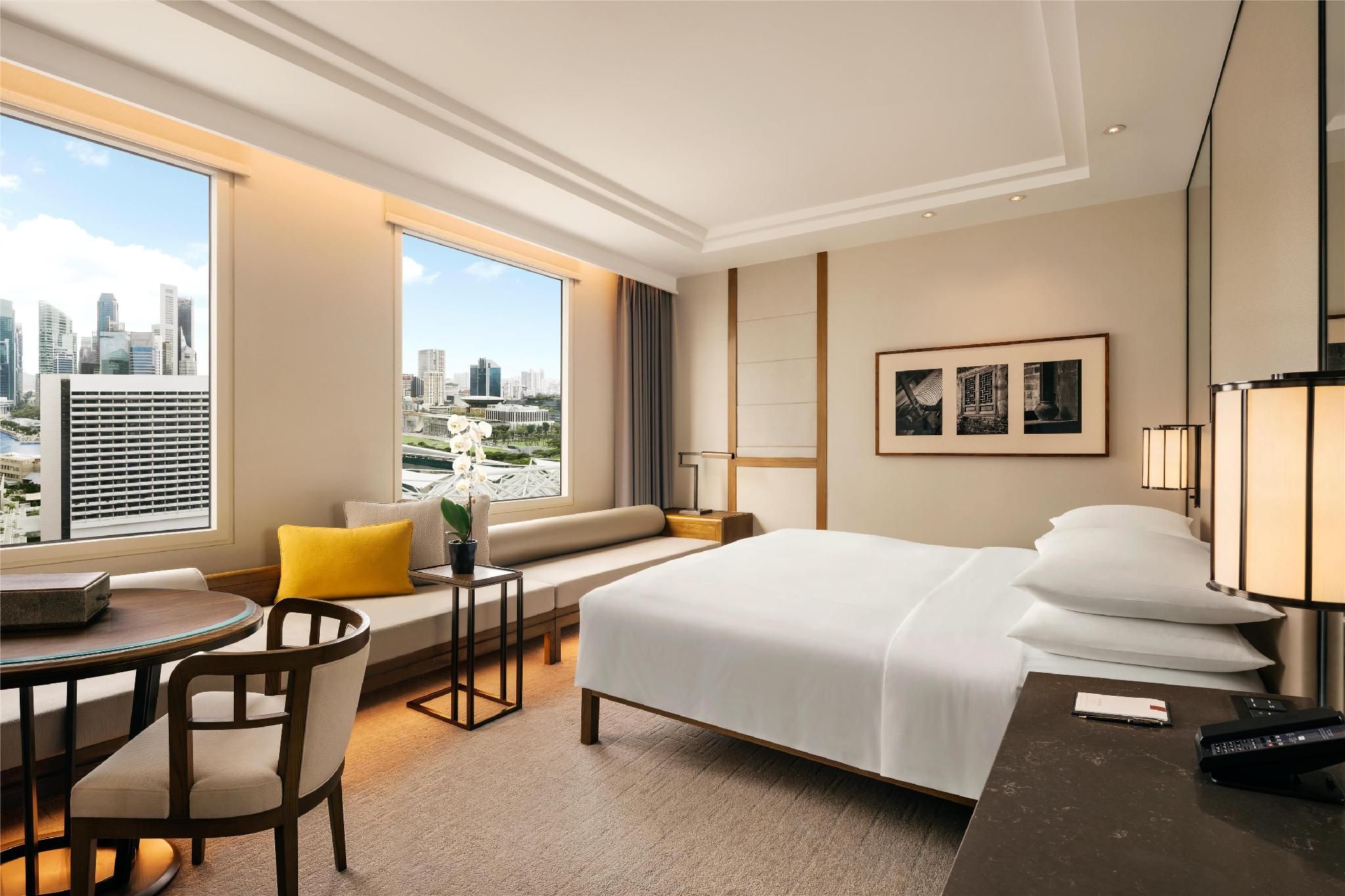 King Premium Corner Room