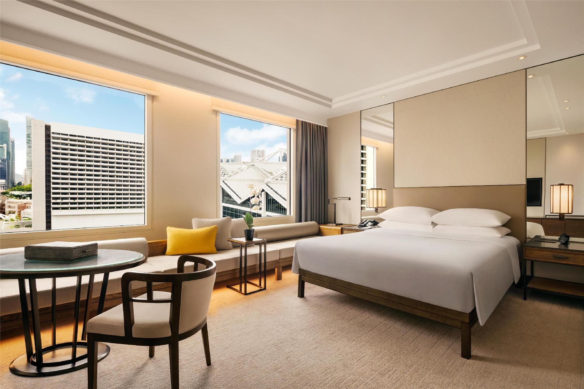 Conrad Singapore Marina Bay King Deluxe Room