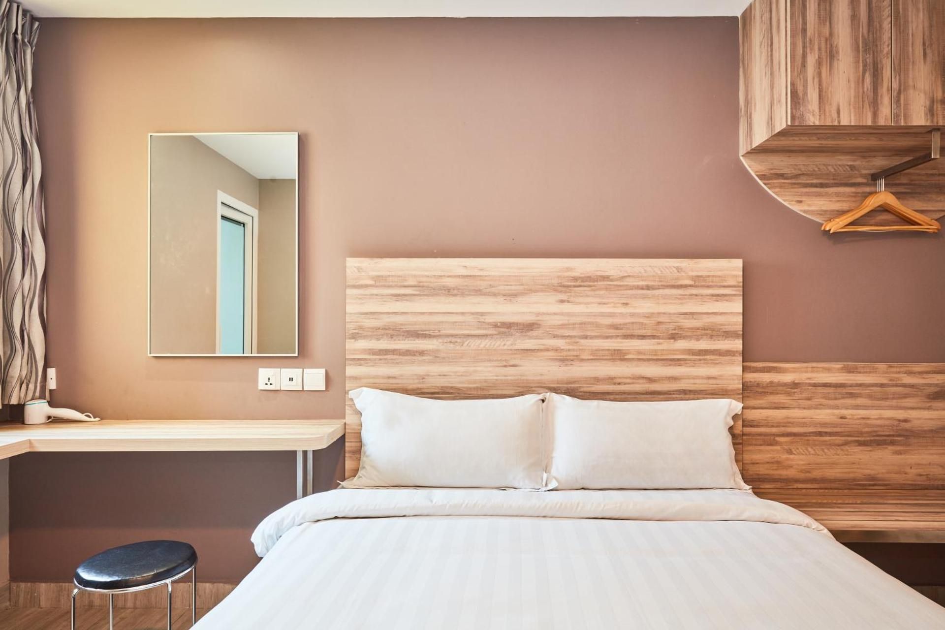 Superior Room with 1 Double Bed