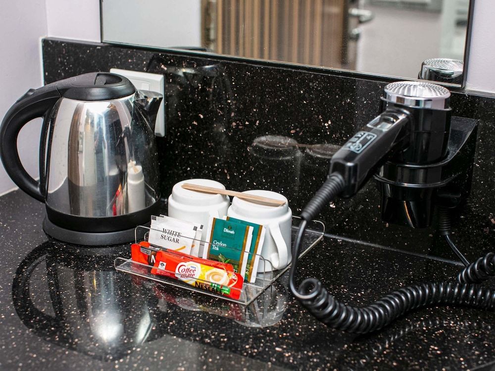 ibis budget Singapore Selegie Standard Room, 2 Twin Beds 5