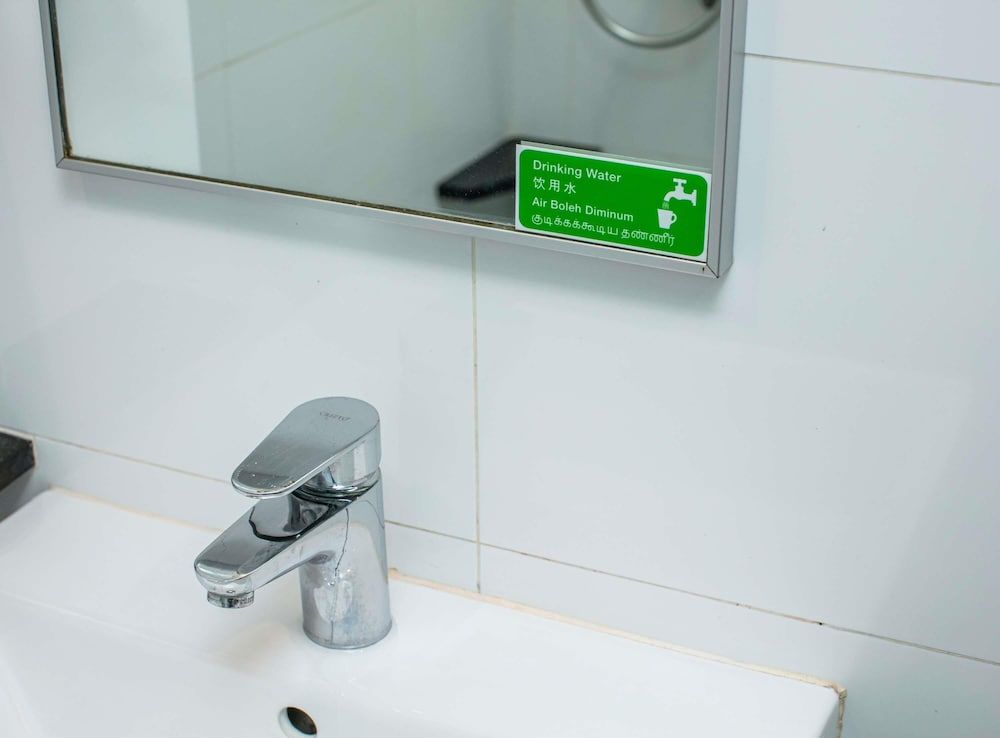 ibis budget Singapore Selegie Standard Room, 2 Twin Beds 7