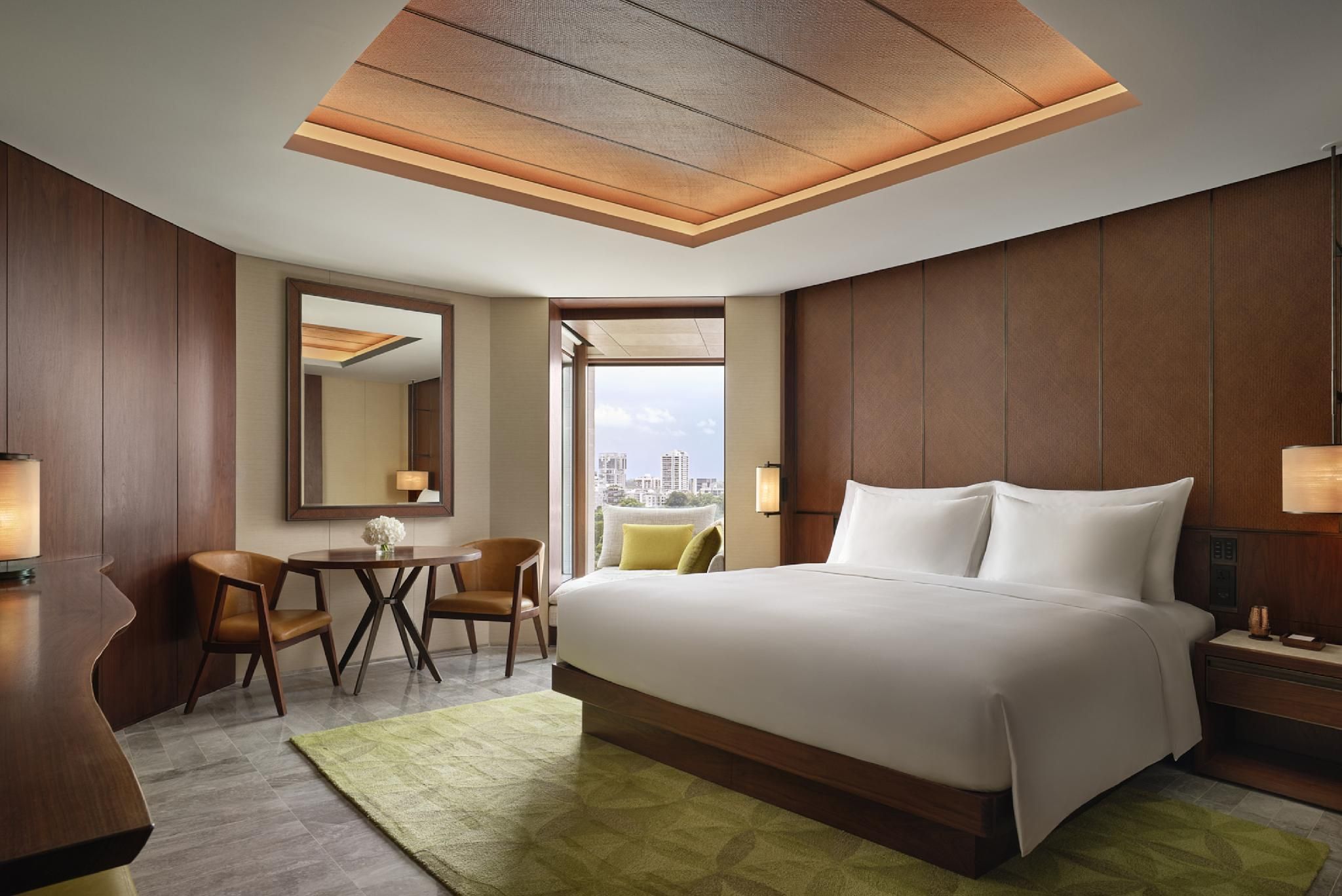 1 King Bed