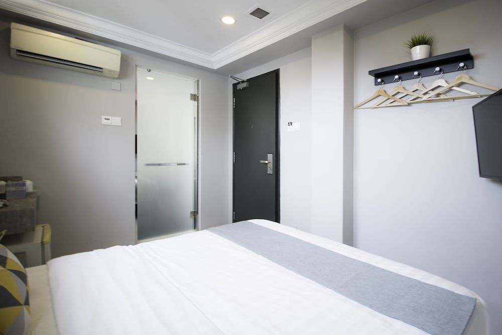 Harbour Ville Hotel Standard Room, 1 Queen Bed 6