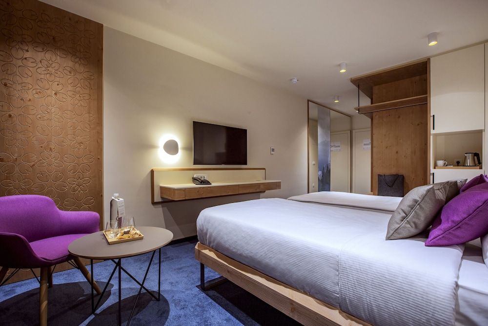 Double Room, Balcony, Lake View