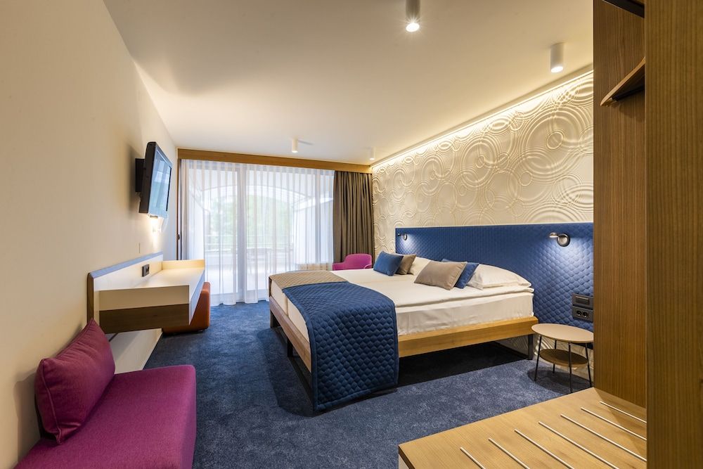 Double Room, Balcony, Lake View