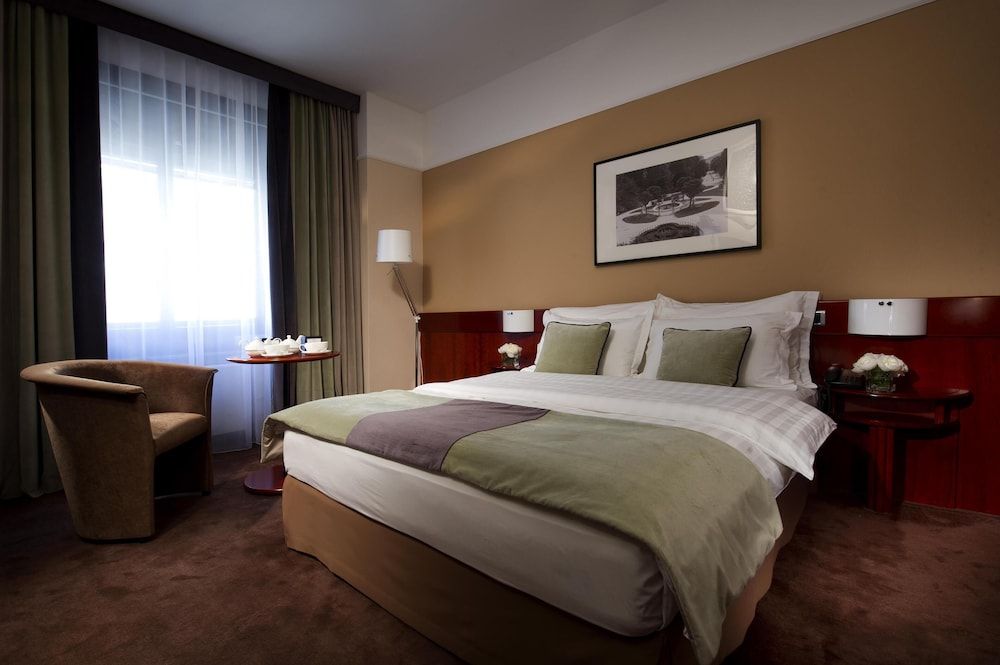 Best Western Premier Hotel Slon Comfort Room, 1 Queen Bed