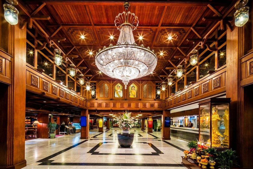 undefined Bangkok Palace Hotel 2