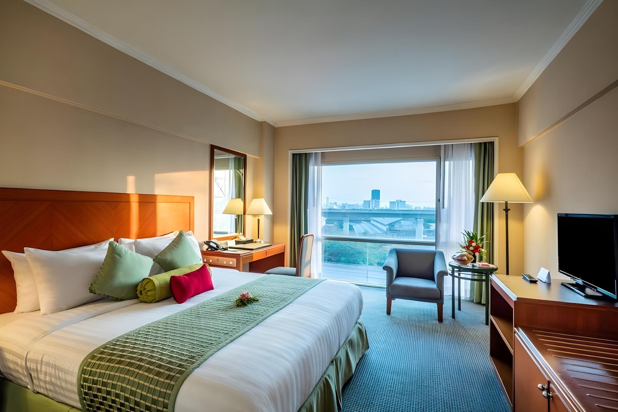 Bangkok Palace Hotel Executive Room