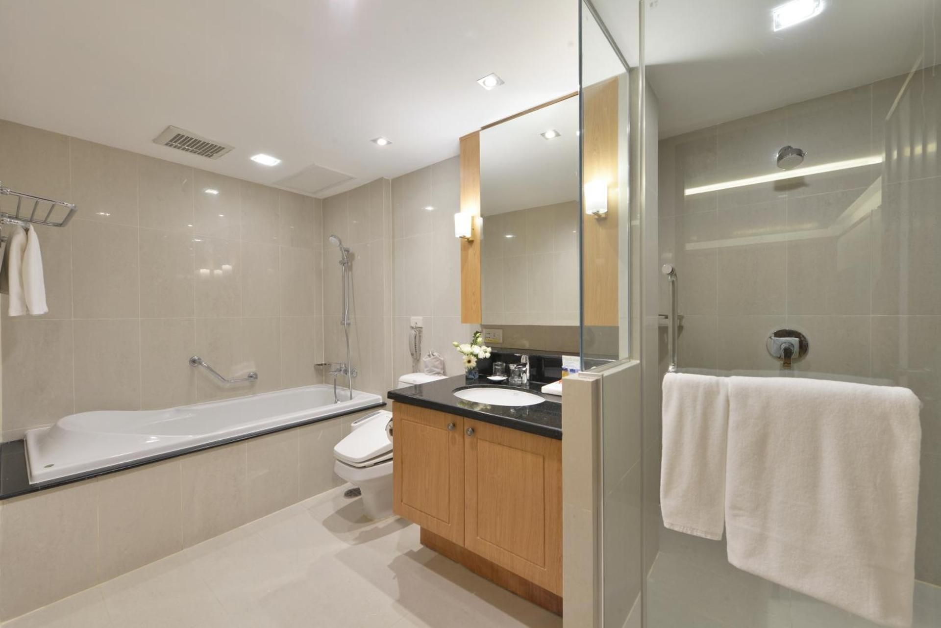 Two-Bedroom Premium Suite