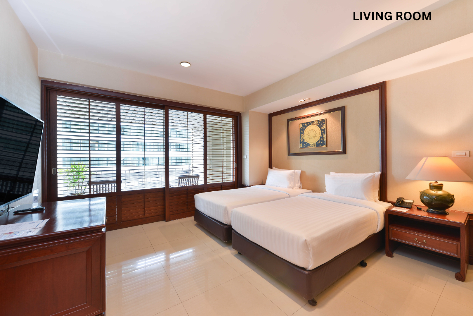 2-Bedroom Family Suite for 8 People