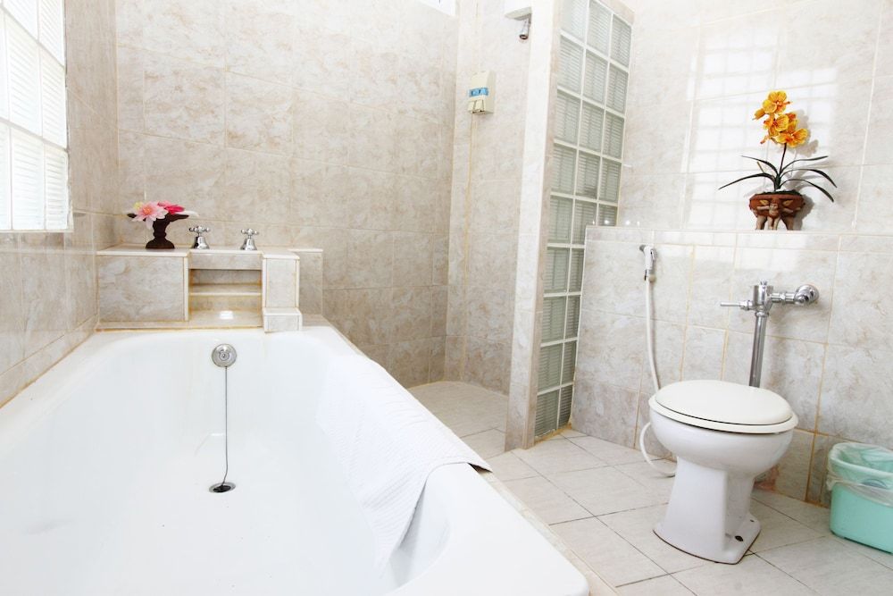 China Town Hotel Studio Triple Room 8