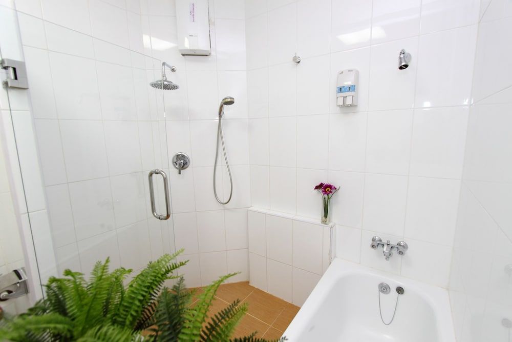 China Town Hotel Studio Triple Room 9