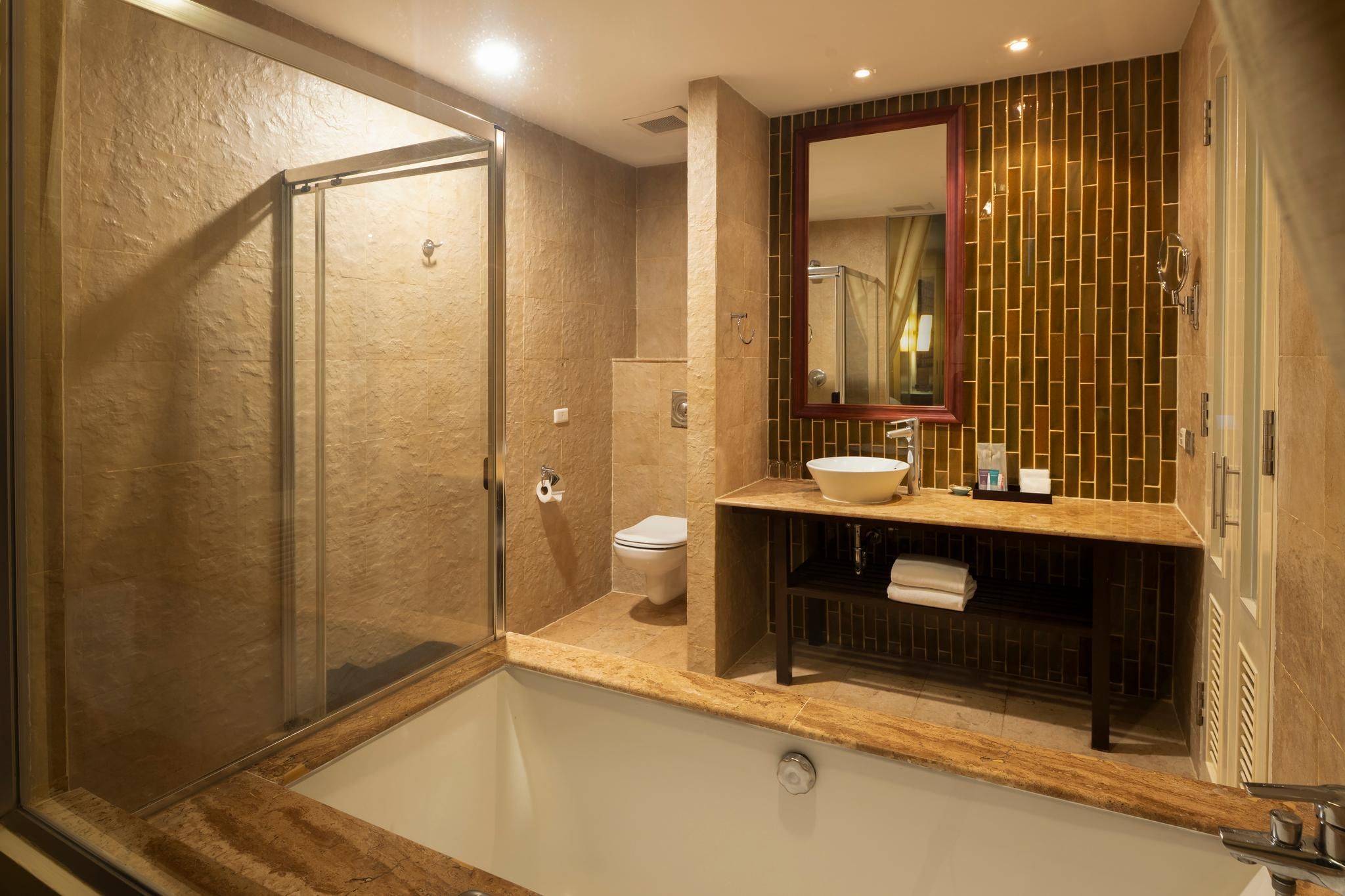 The Davis Bangkok Hotel Studio Twin Bed - Corner Wing 6