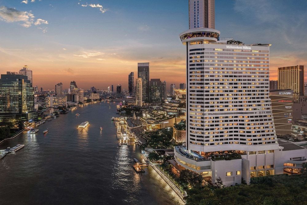 undefined Millennium Hilton Bangkok