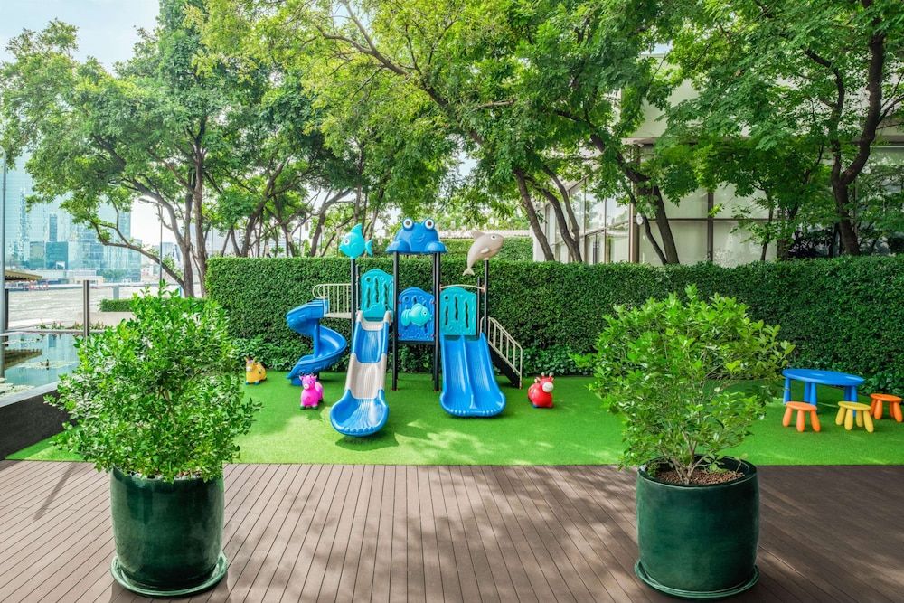 Children's play area - outdoor