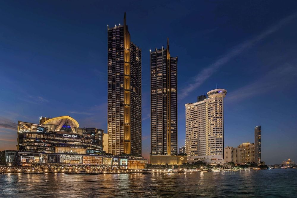 undefined Millennium Hilton Bangkok 5