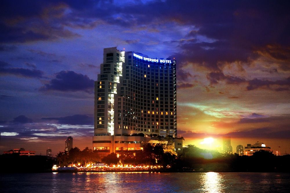 undefined Montien Riverside Hotel Bangkok 9