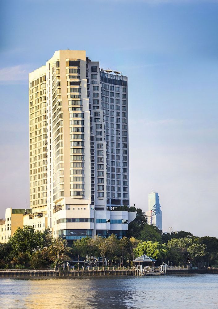 undefined Montien Riverside Hotel Bangkok 10