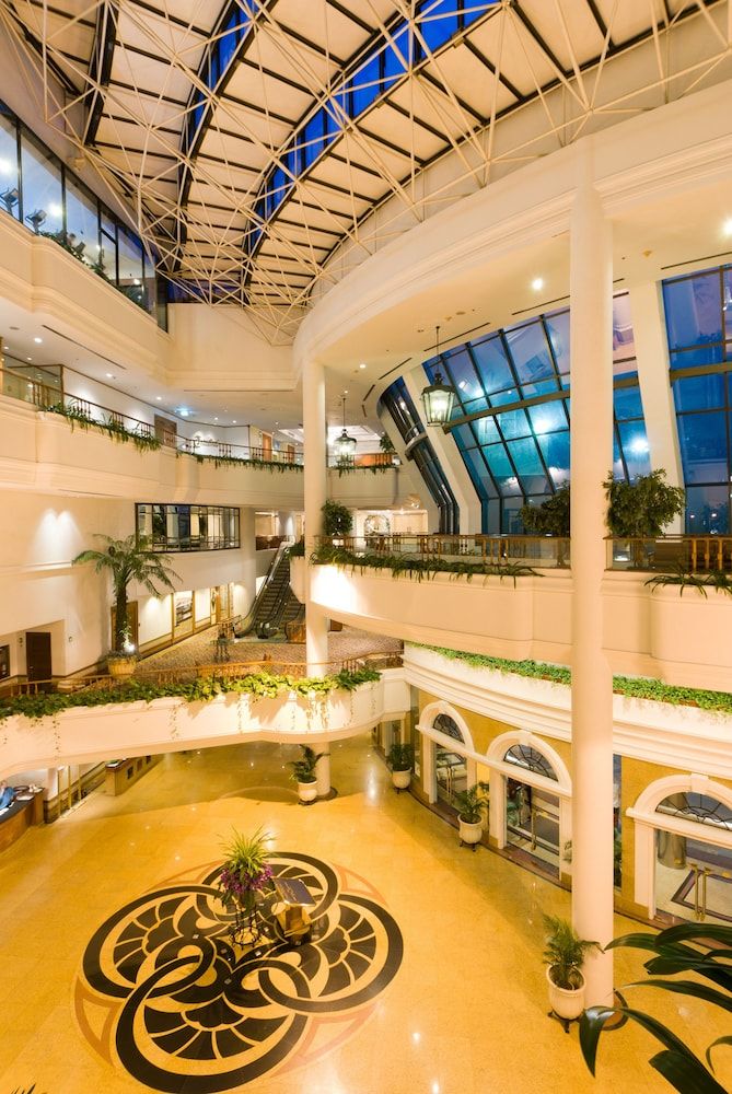 undefined Montien Riverside Hotel Bangkok 6