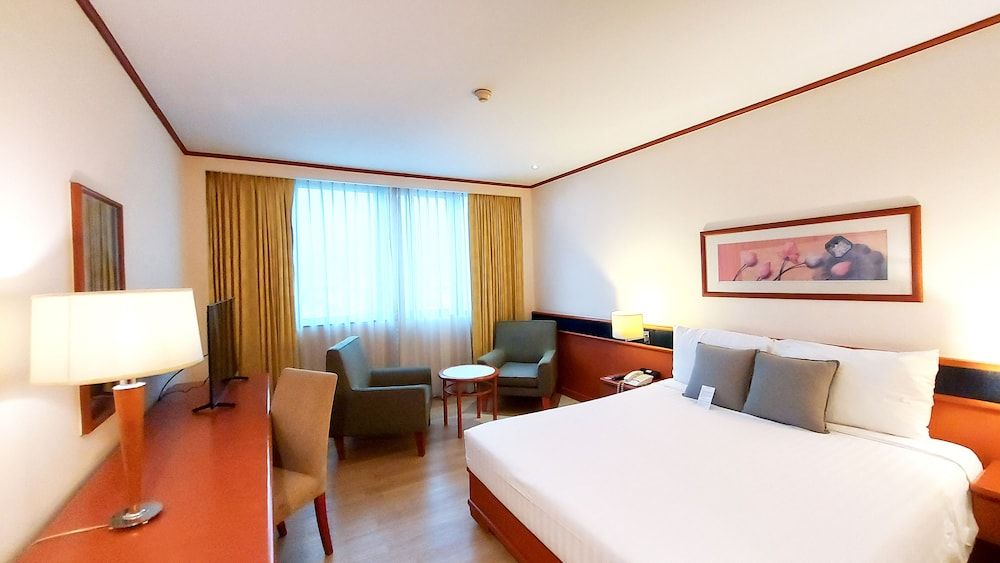 Standard Room, 1 Queen Bed