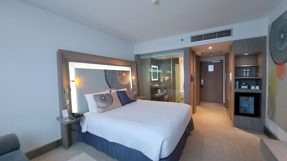 Novotel Bangkok Bangna Executive Room, 1 King Bed 2