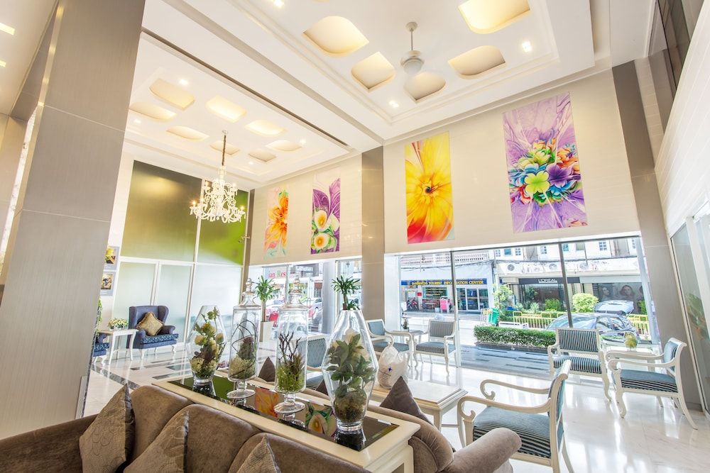 undefined Pratunam City Inn