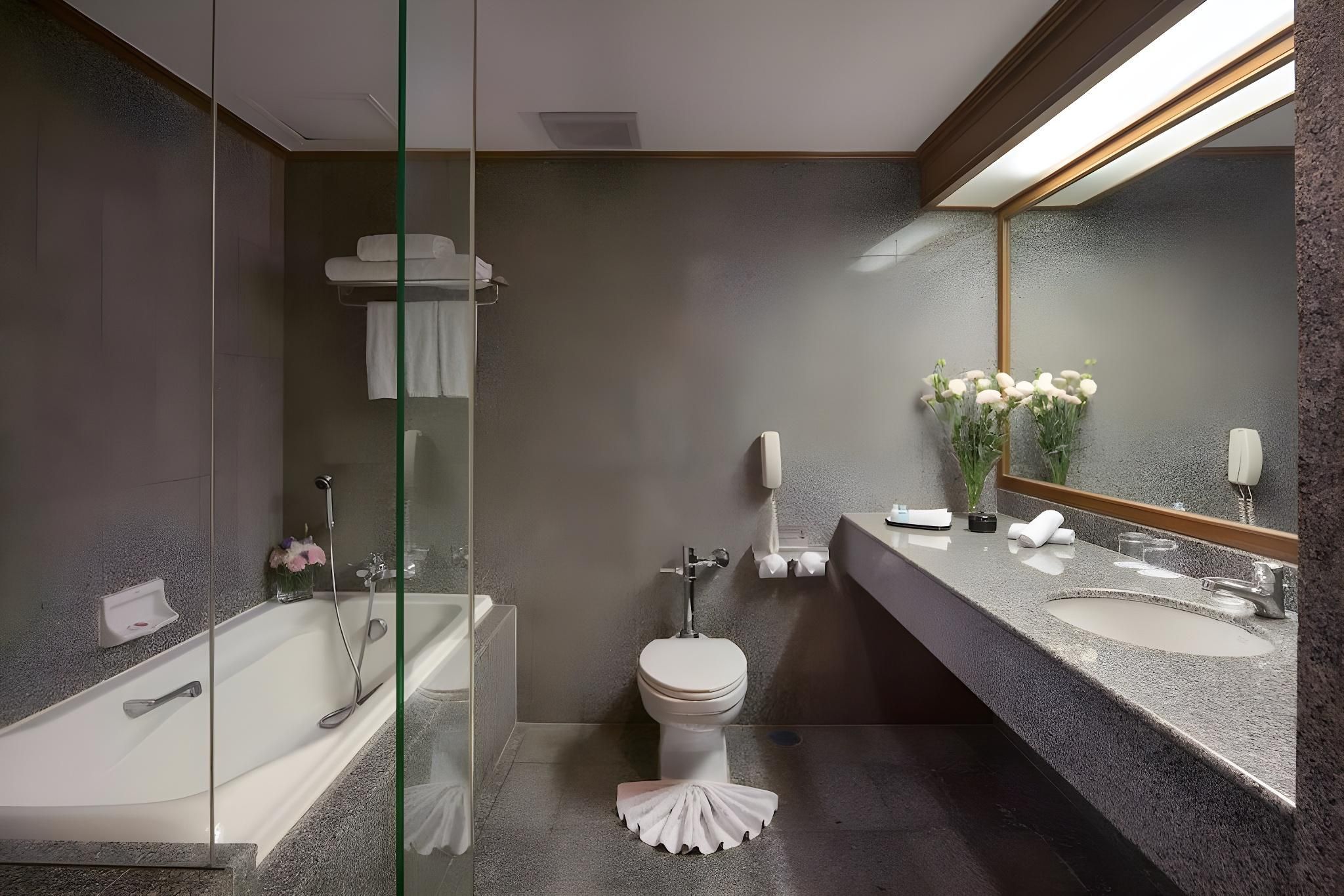 undefined Prince Palace Hotel Bangkok 4