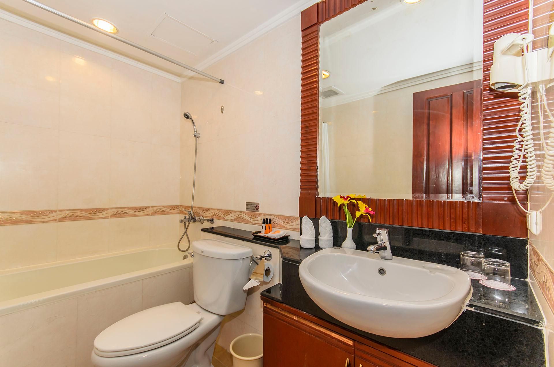 undefined Prince Palace Hotel Bangkok 7