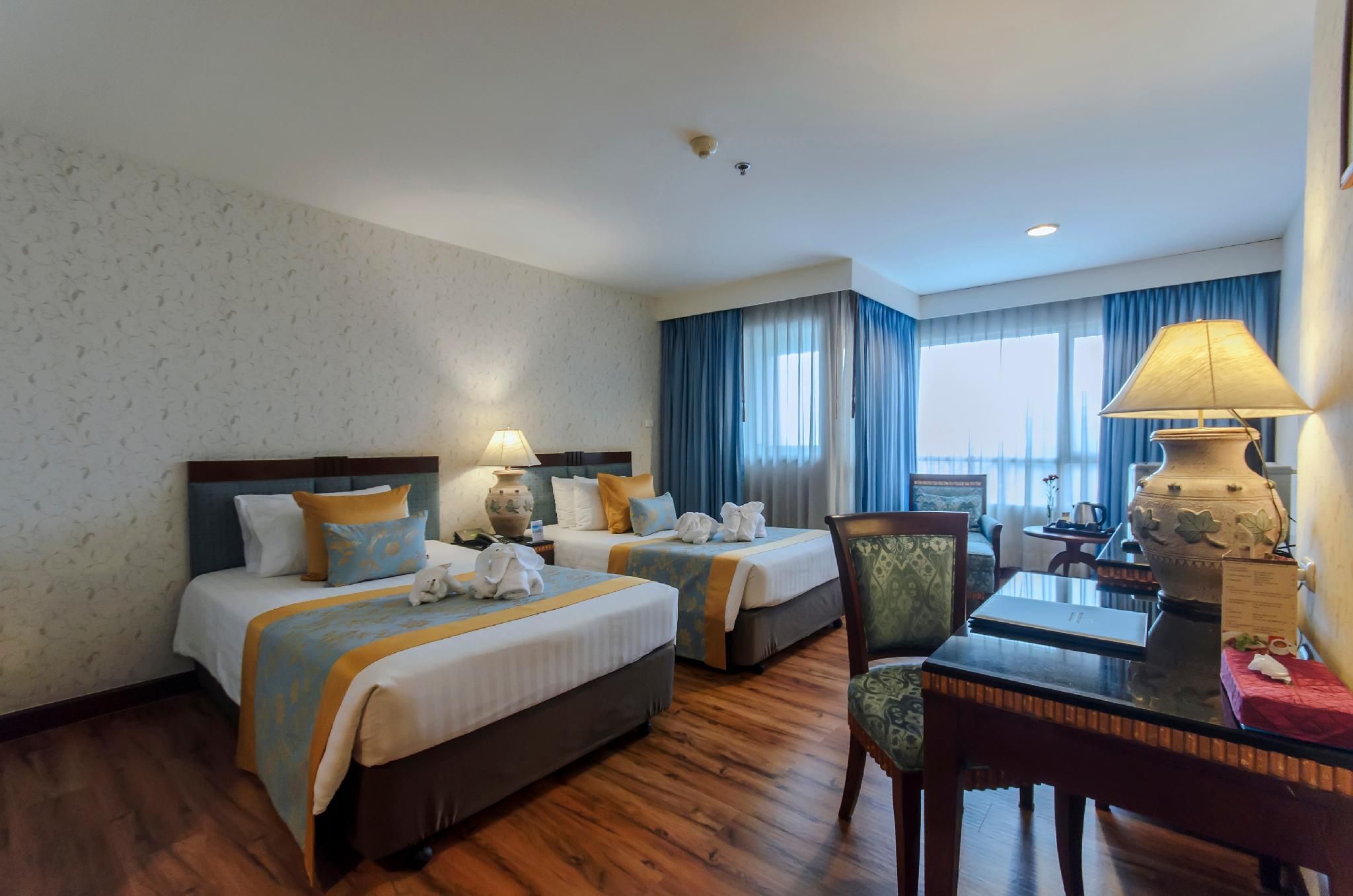 Prince Palace Hotel Bangkok Superior Room 4