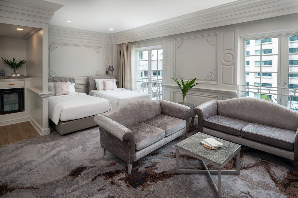 Royal President Bangkok Junior Suite, 1 King Bed 3