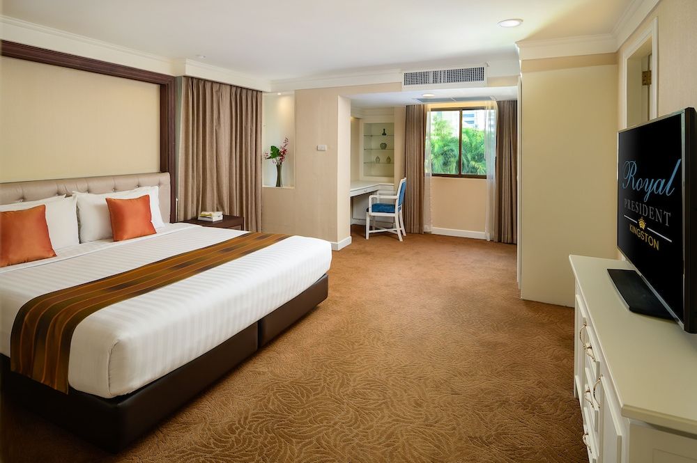 Royal President Bangkok Junior Suite, 1 King Bed 2