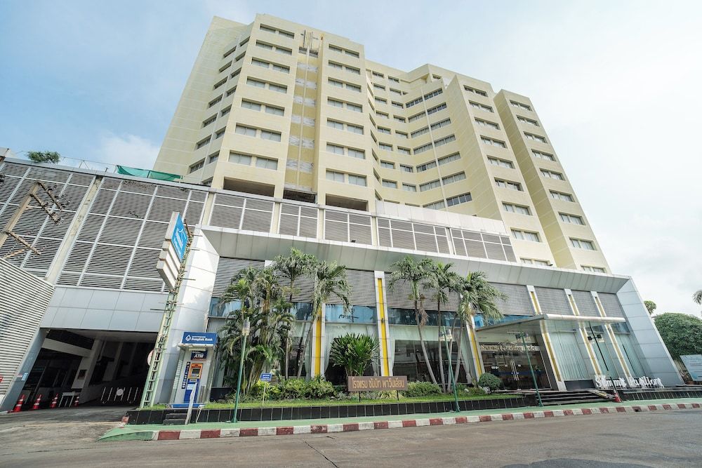 undefined Summit Pavilion 3