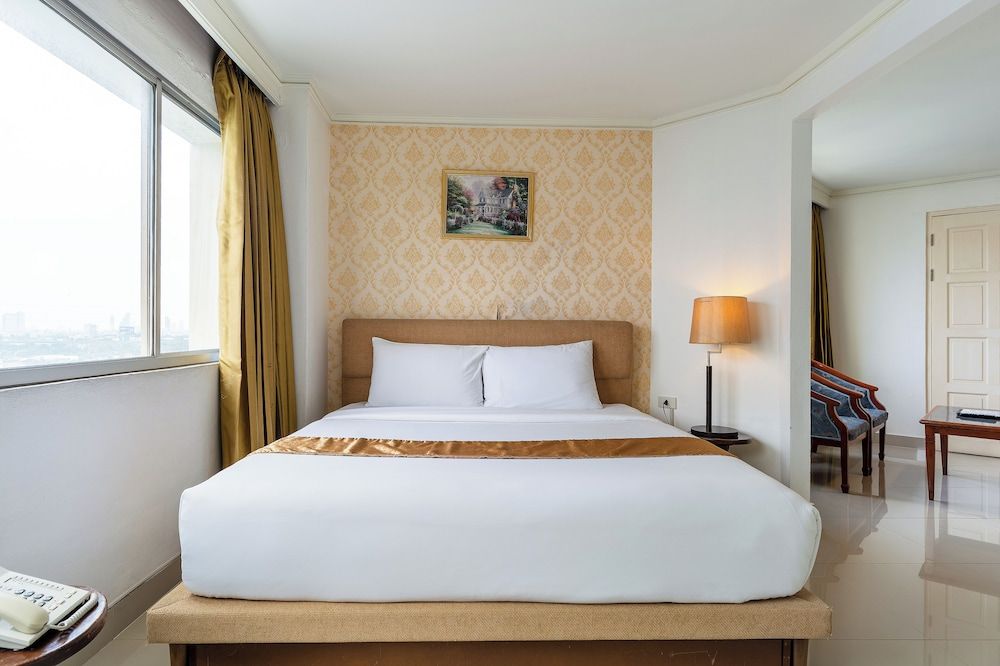 Summit Pavilion Studio Double Superior 5