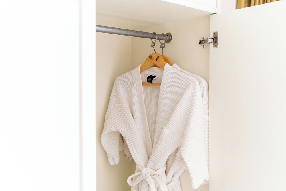 Summit Pavilion Studio Double Superior 8