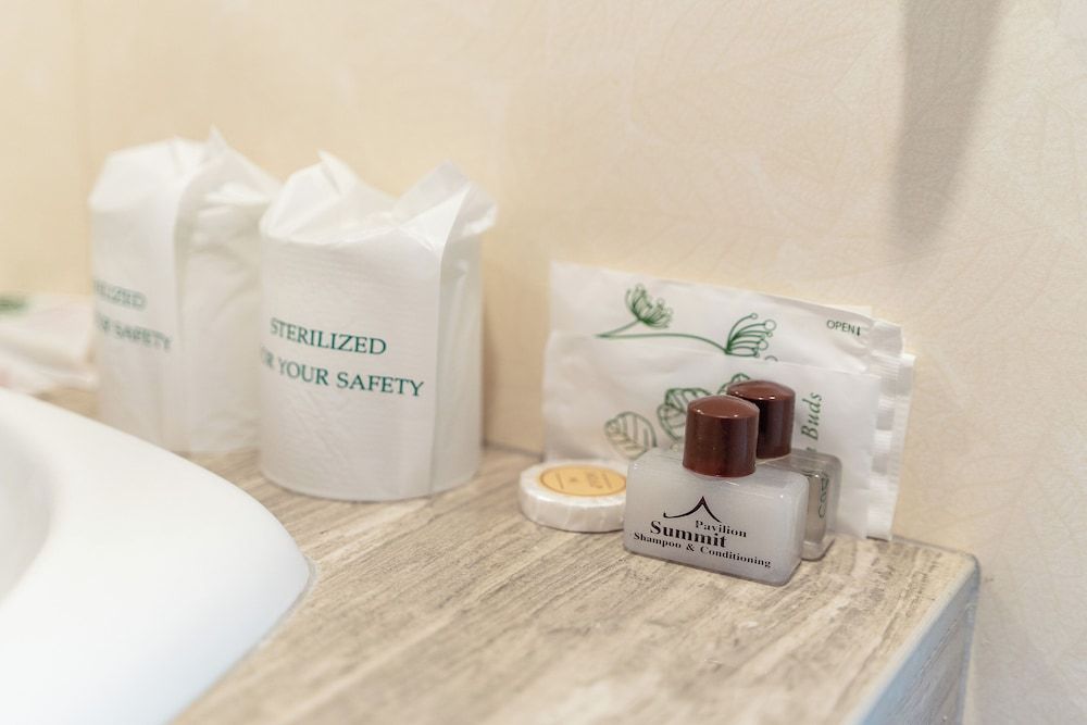 Summit Pavilion Studio Double Superior 16