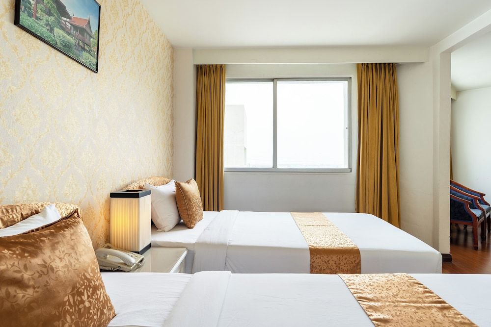 undefined Summit Pavilion 9