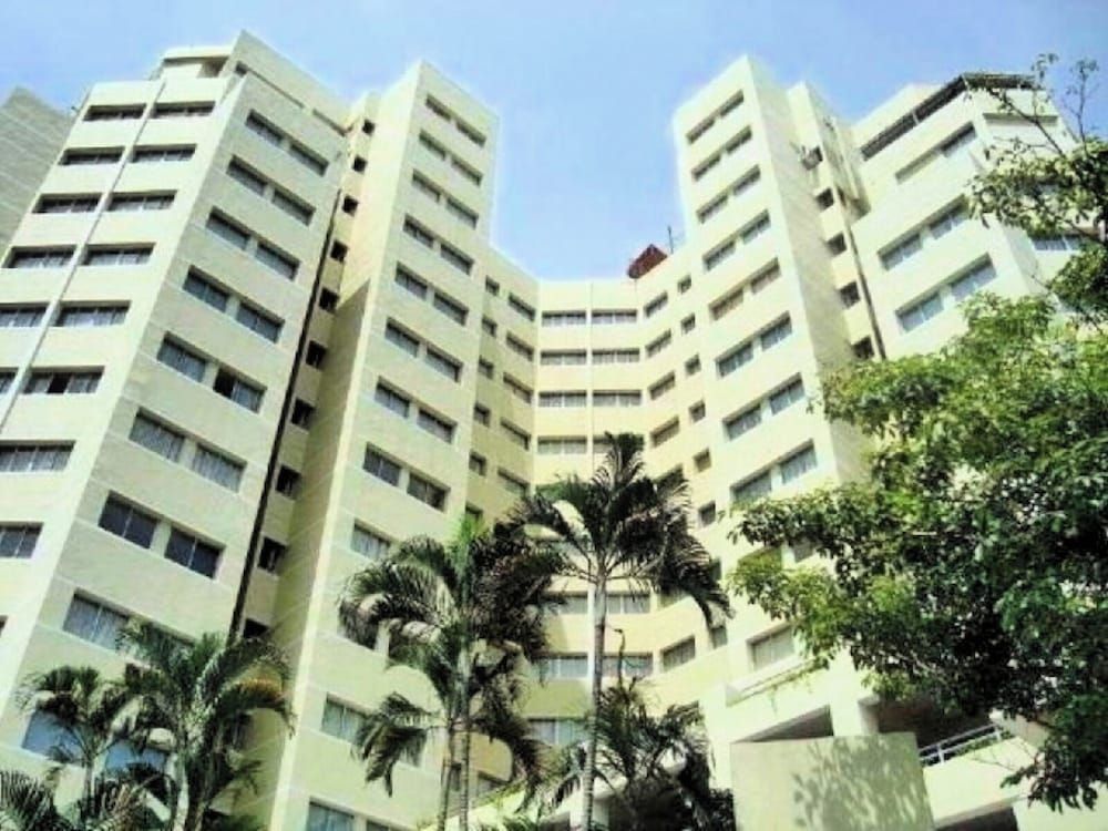 undefined Summit Pavilion 4