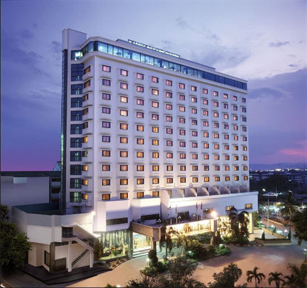 undefined Lanna Palace 2004 Hotel 5