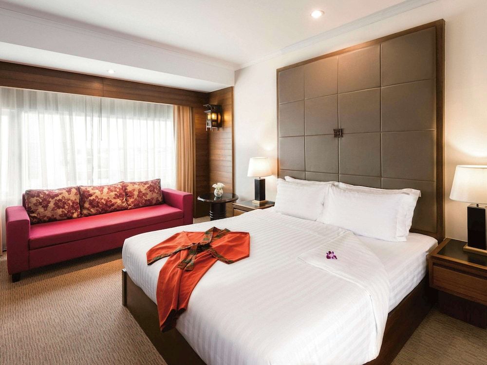 undefined Mövenpick Suriwongse Hotel Chiang Mai