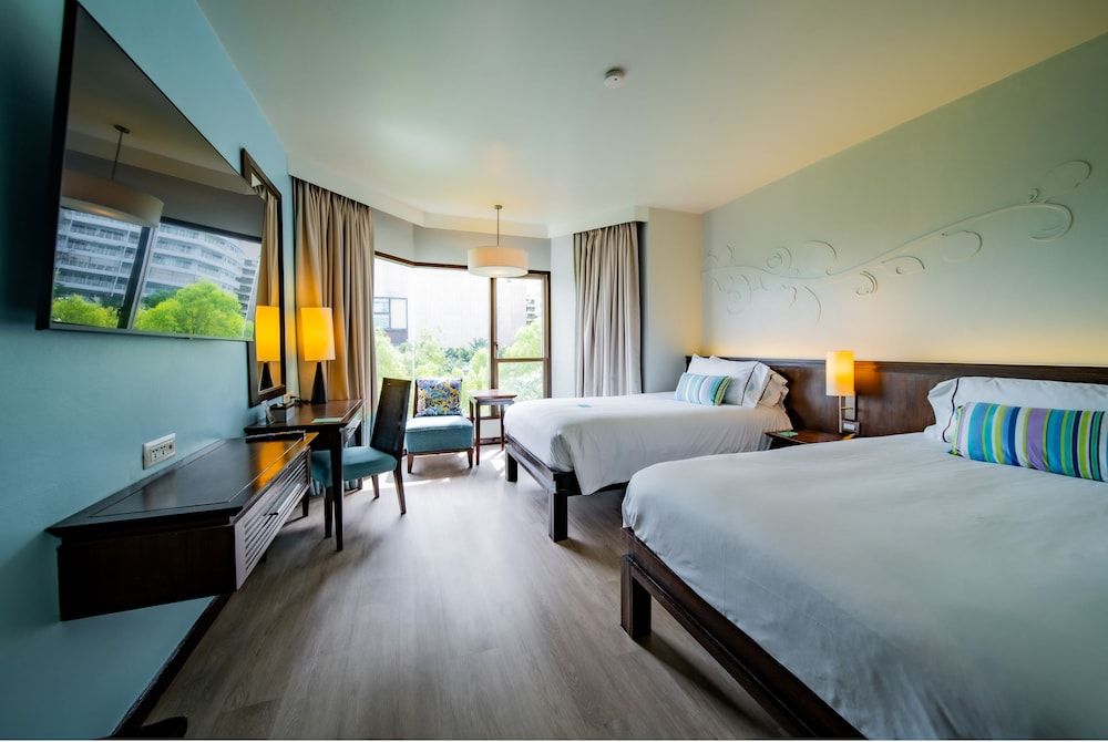 The Bayview Hotel Pattaya Deluxe Garden Twin Bed 3