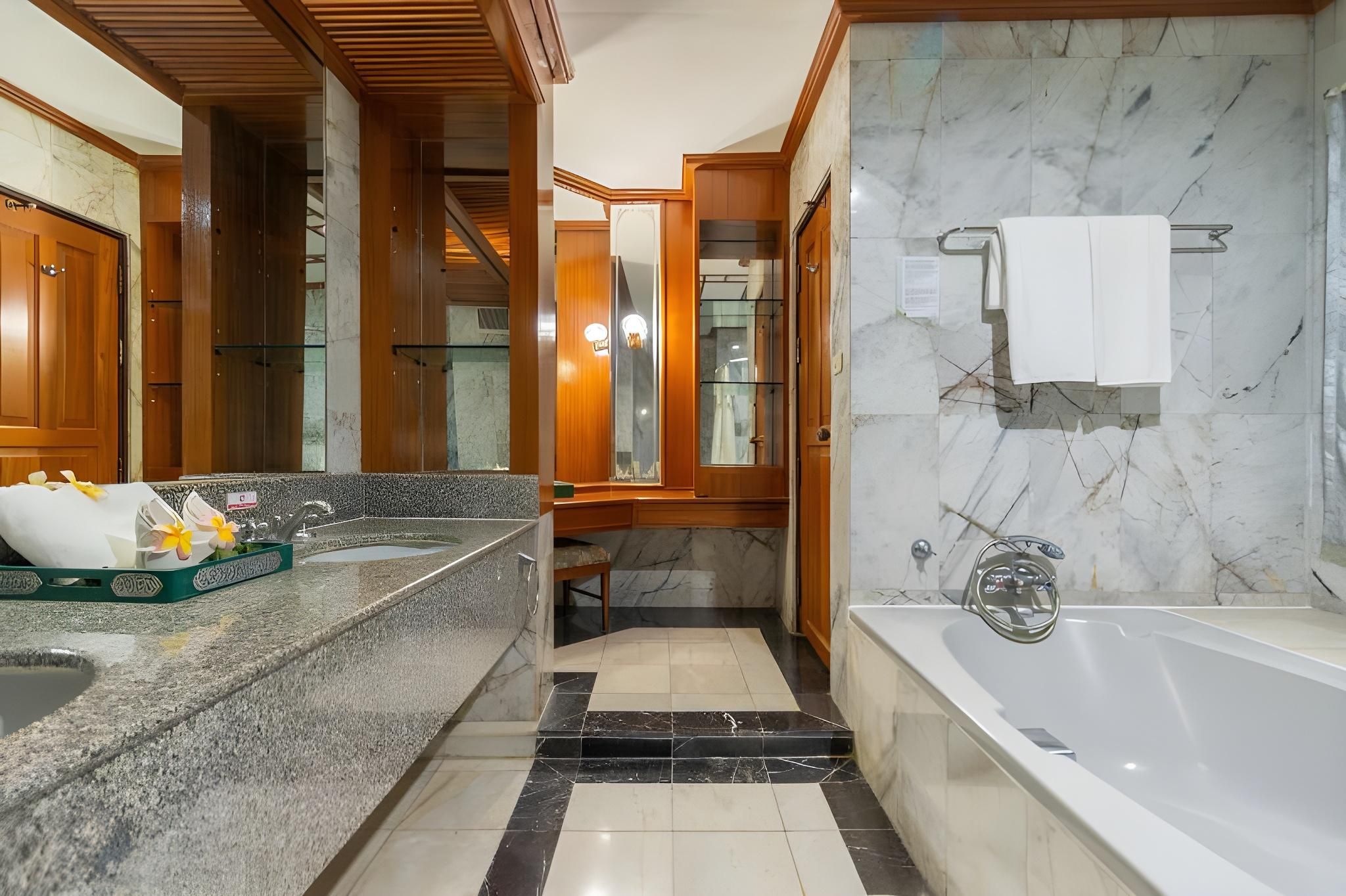 Premier Suite River View