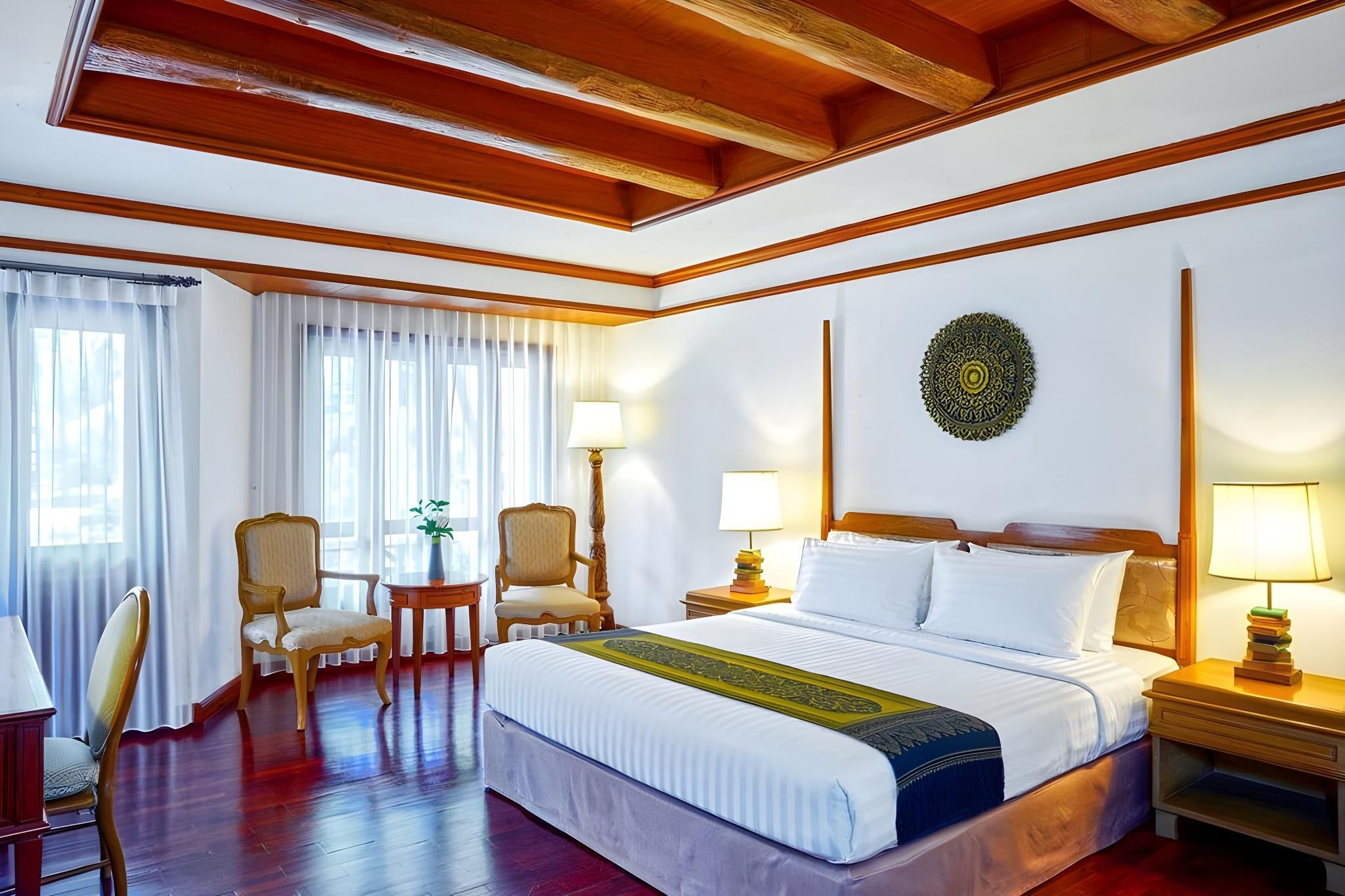 DUPLEX SUITE GARDEN VIEW