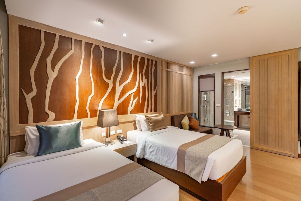 Khaolak Merlin Resort Deluxe Twin Room 2