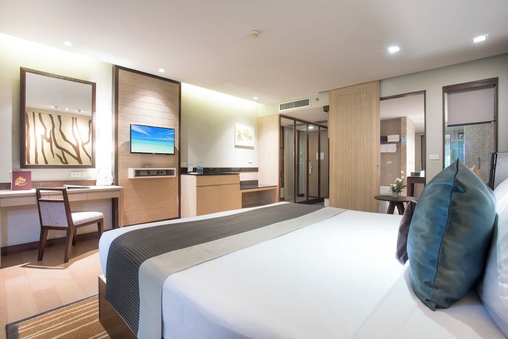 Khaolak Merlin Resort Deluxe Double Room